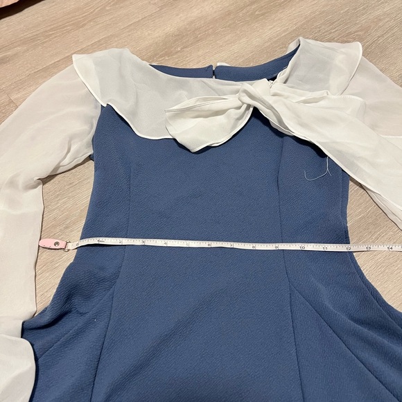 Elegant blue and White Dress - Picture 3 of 5